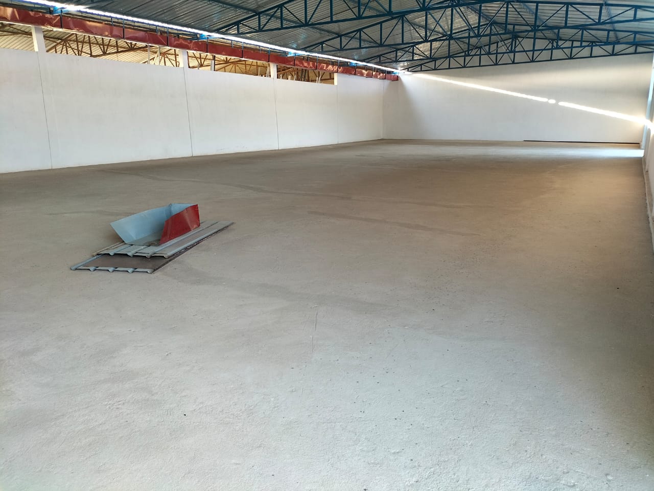 VENDER: EMPREENDIMENTO MISTO EM BENGUELA