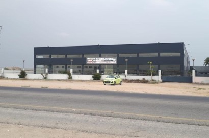 VENDER: OFICINA EQUIPADA EM BENGUELA ZONA INDUSTRIAL II